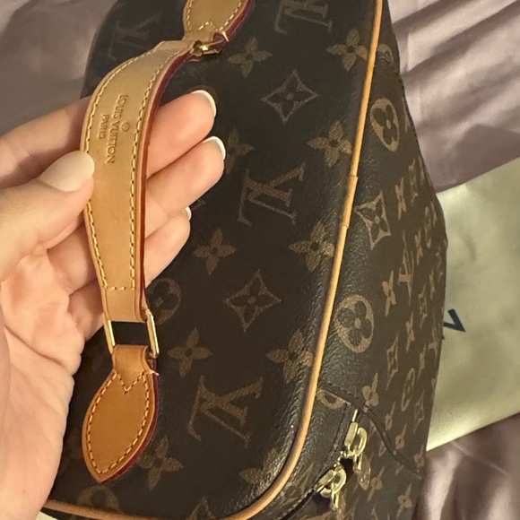 Vanity Case - Picture 6 of 13